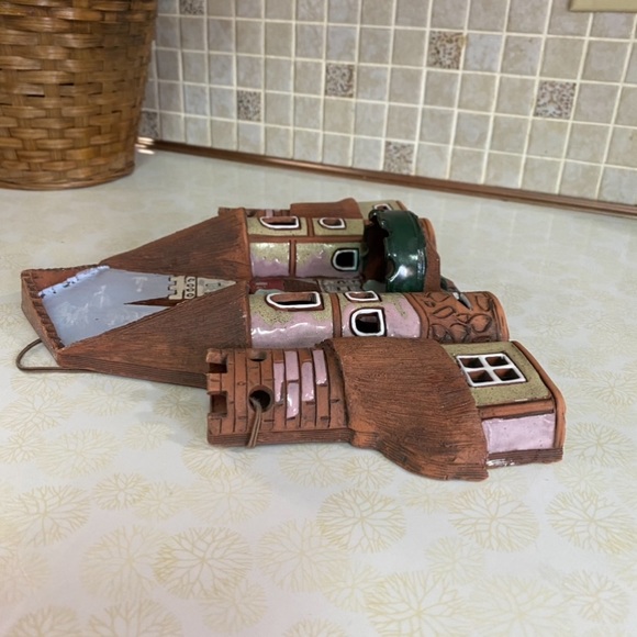 Vintage Pottery wall hanging fairy tale castle scene handmade in Lithuania - Picture 5 of 8